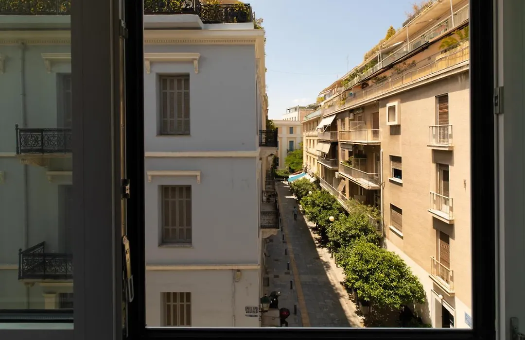 Minimal Apartment In Plaka-1